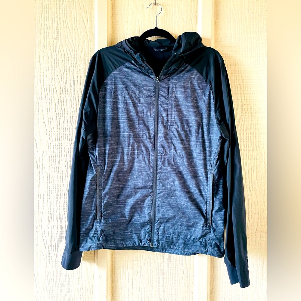 Lululemon pack it up rain jacket